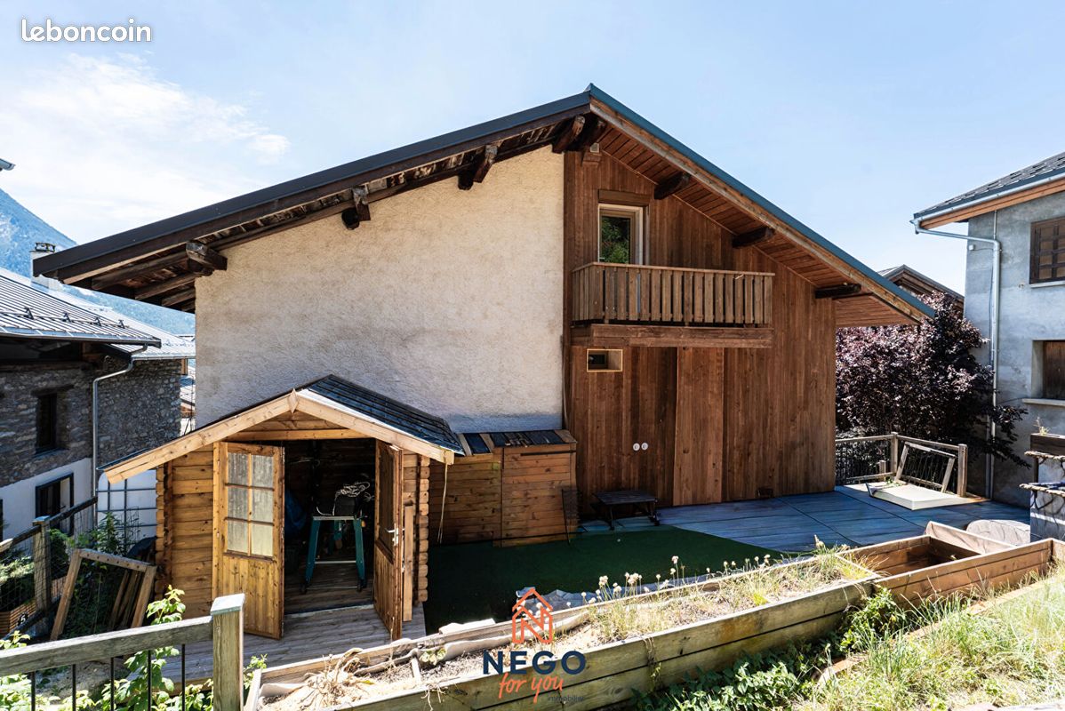 Maison 7 pièces 112 m² · à Bozel · 112 m² · 620 000 €