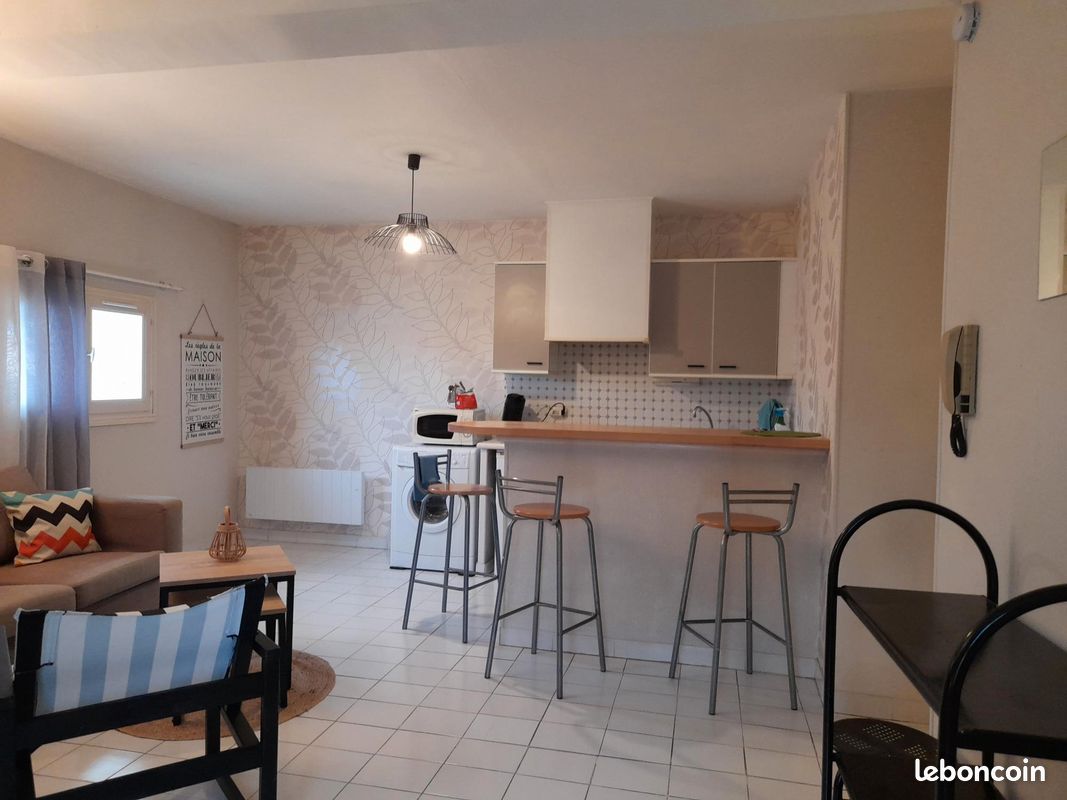Appartement 1 pièce 30 m² · à Montélimar · 30 m² · 460 €/mois