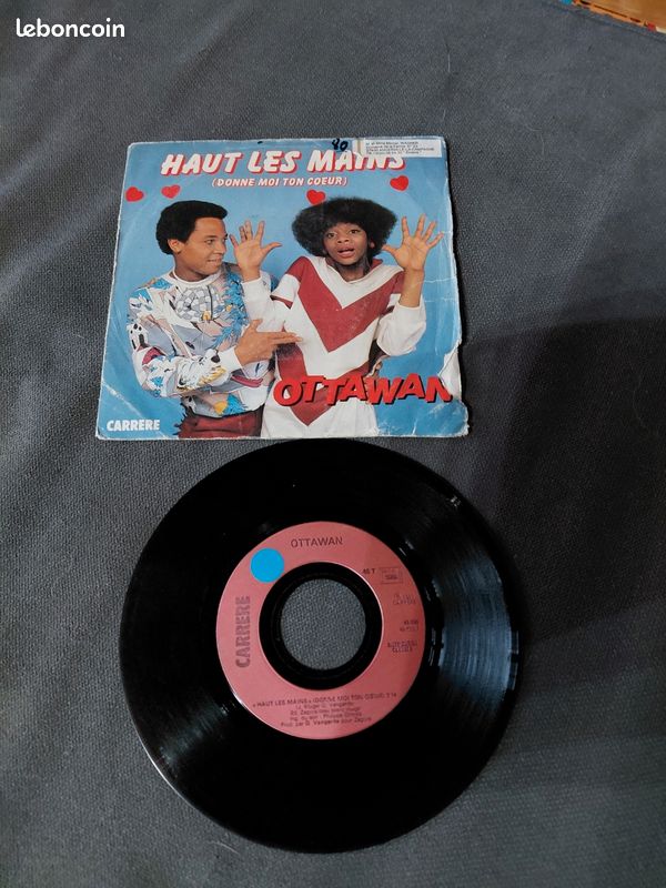 Vinyle 45 tours Ottawan , haut les mains (image 1)