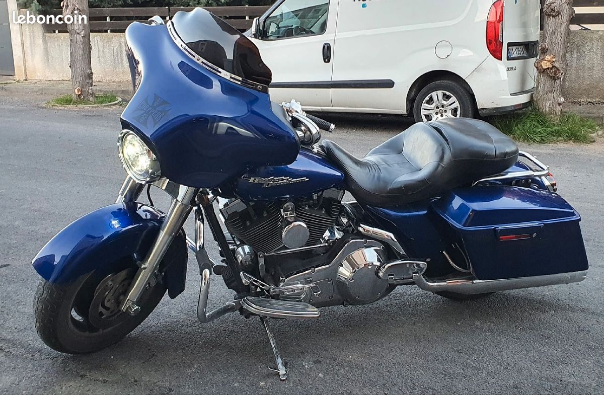 Harley Davidson street glide stage 2 Motos