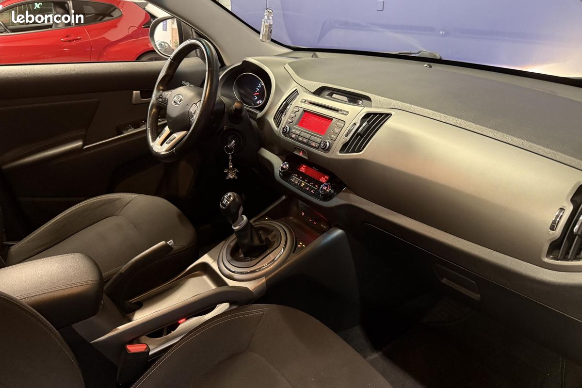 KIA SPORTAGE 1.7 CRDI 115 cv (image 11)