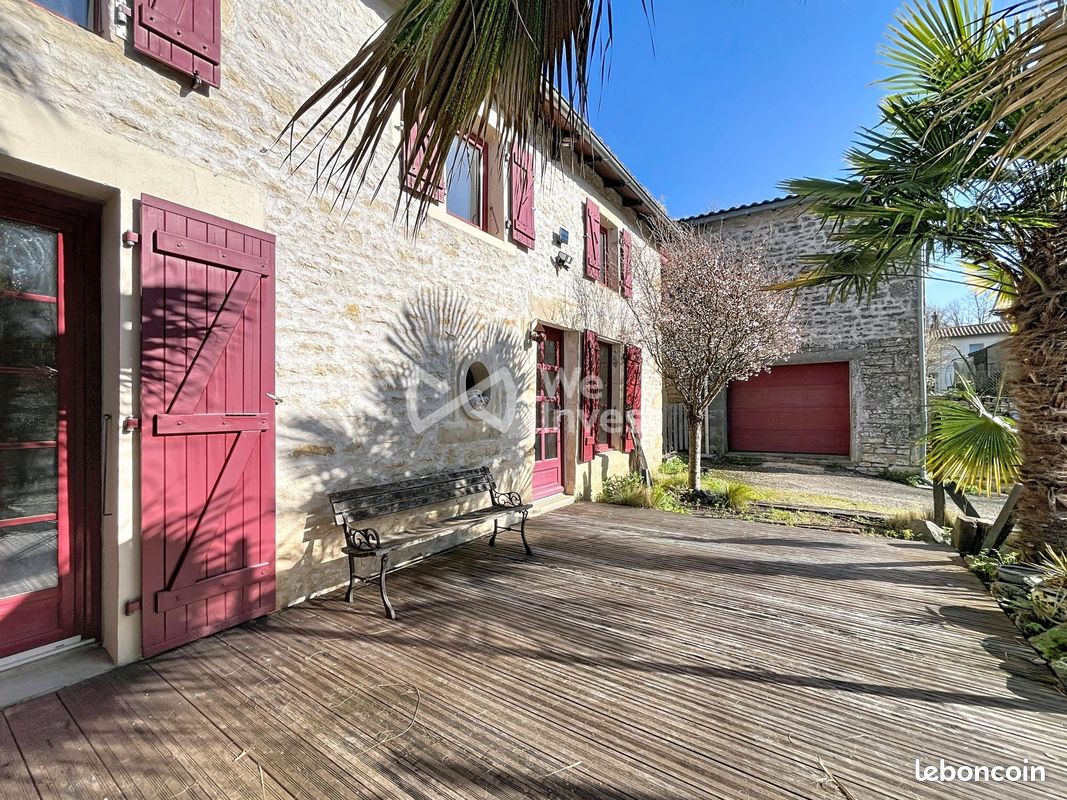 Maison 4 pièces 137 m² · à Nanteuil · 137 m² · 212 000 €