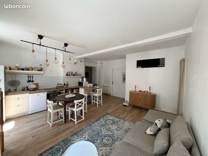 Appartement 2 pièces 75 m² · à Annonay · 75 m² · 700 €/mois