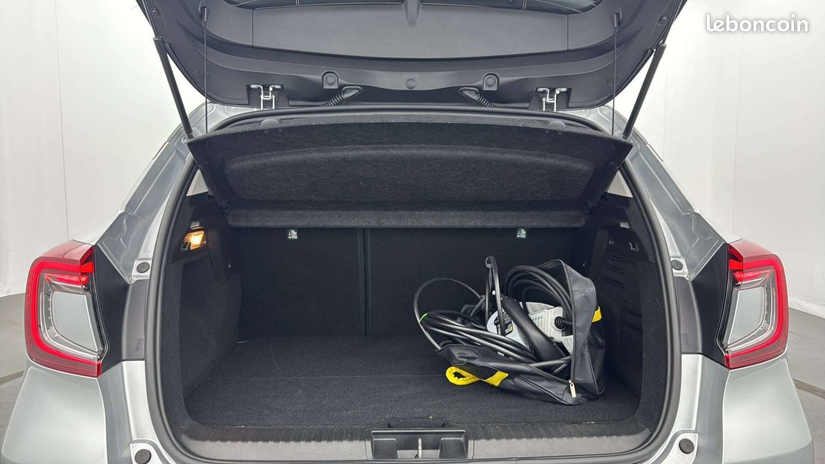 Renault captur e tech plug in 160 initiale paris (image 15)