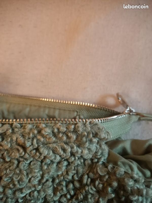 Sac fourre-tout de chez stradivarius (image 4)