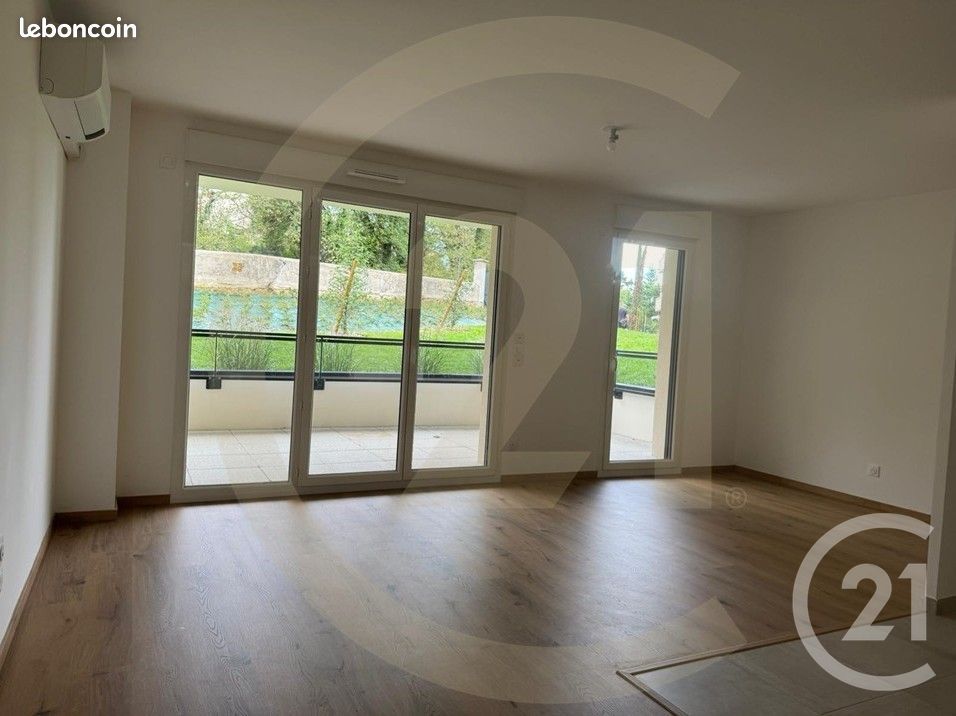 Appartement 3 pièces 62 m² · à Villefontaine · 62 m² · 830 €/mois