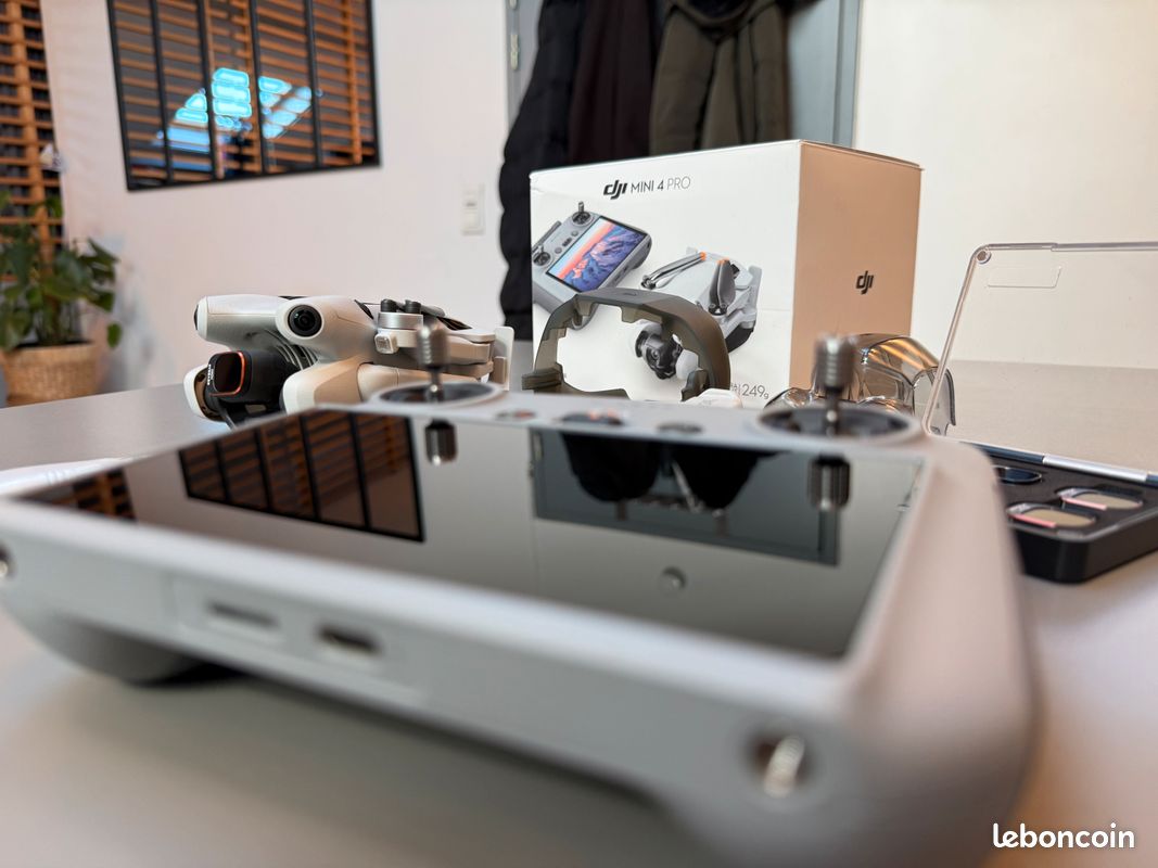 DJI Mini 4 Pro avec la radiocommande RC-N2 (édition limitée, catégorie labellisée C1) (image 5)