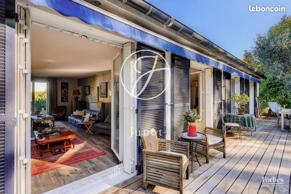 Maison 8 pièces 206 m² · à L'Étang-la-Ville · 206 m² · 895 000 €