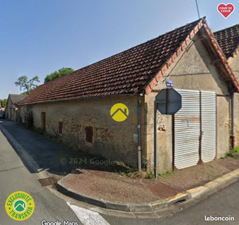 Parking 1 pièce 125 m² · à Le Buisson-de-Cadouin · 125 m² · 67 500 €