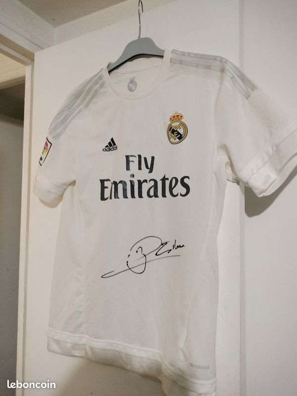 Real Madrid Maillot Domicile Vestiaires Signe
