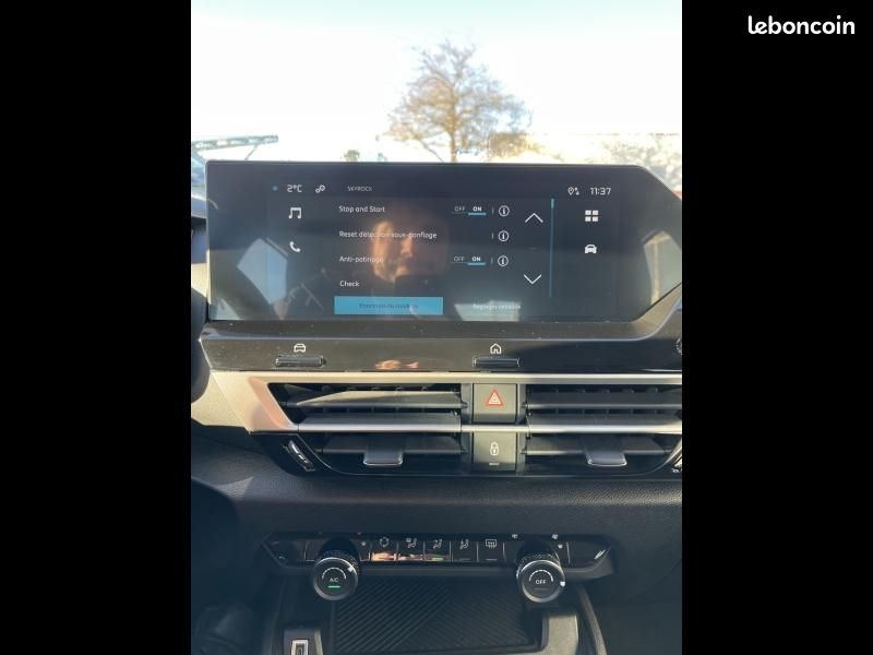 Citroen C4 PureTech 100 Live (image 21)