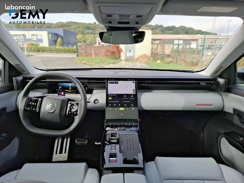 Citroën C5 Aircross Hybride 145 ch e-DCS6 Max (image 8)