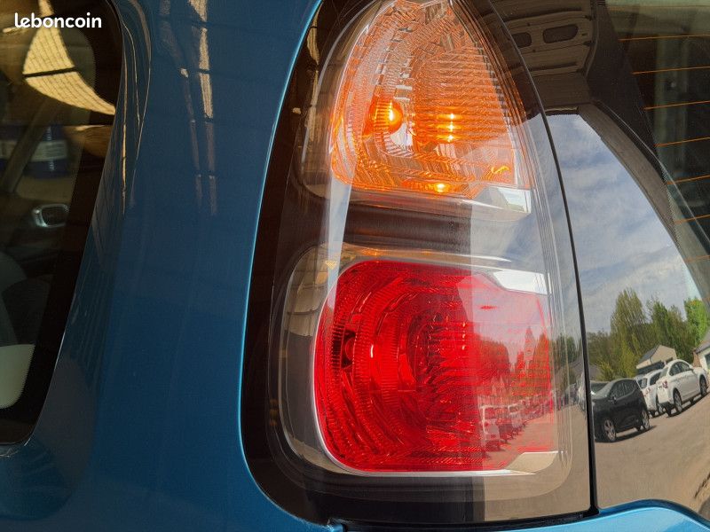 Citroen C3 PICASSO 1.6 HDI90 CONFORT à partir de 146,90 /mois (image 43)
