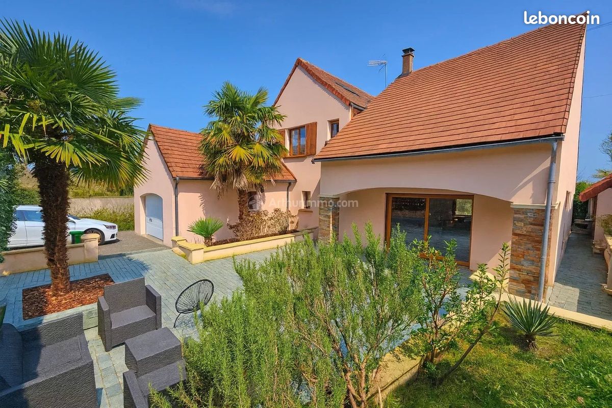 Maison 5 pièces 150 m² · à Chalifert · 150 m² · 526 900 €