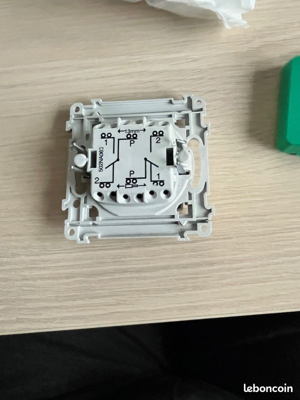 Bouton Poussoir Pour Télérupteur Alombard Série Trocadéro - Occasion, Bon état De Fonctionnement