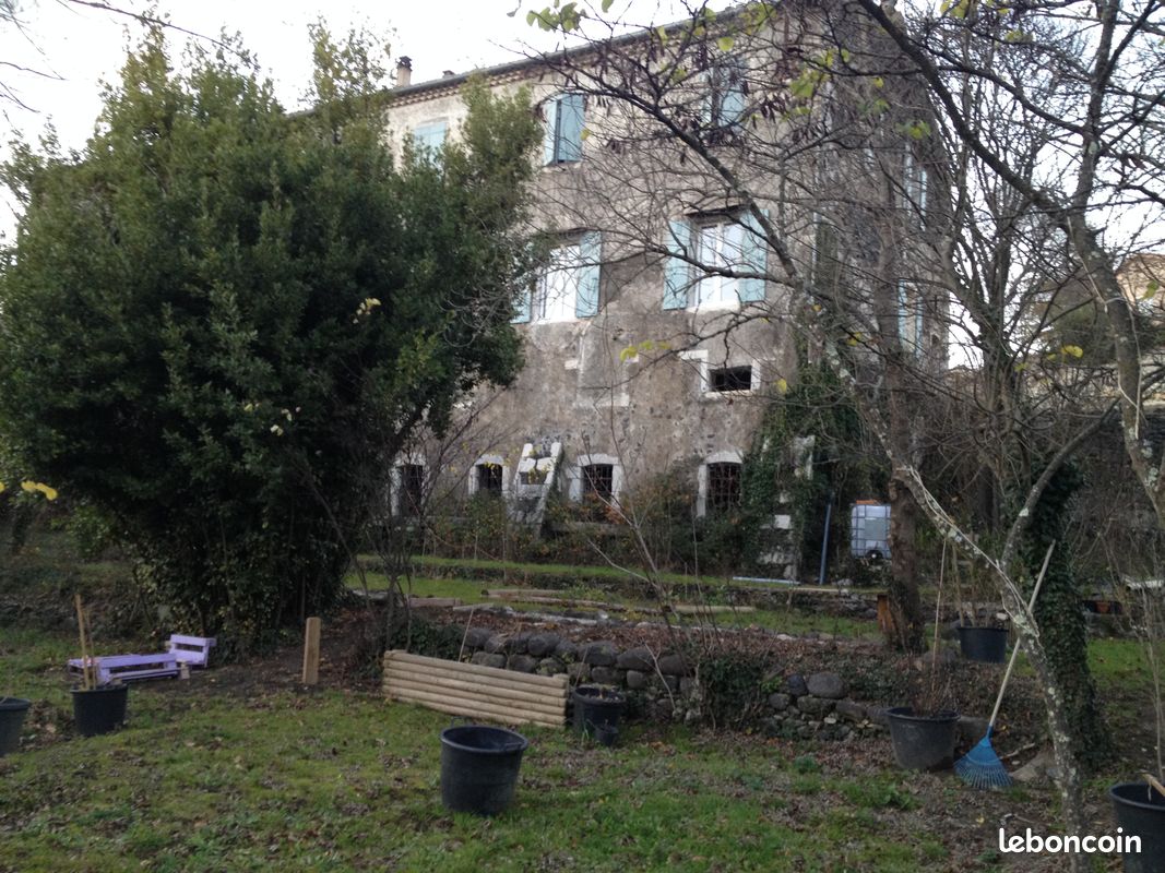 Appartement 2 pièces 38 m² · à Chomérac · 38 m² · 350 €/mois