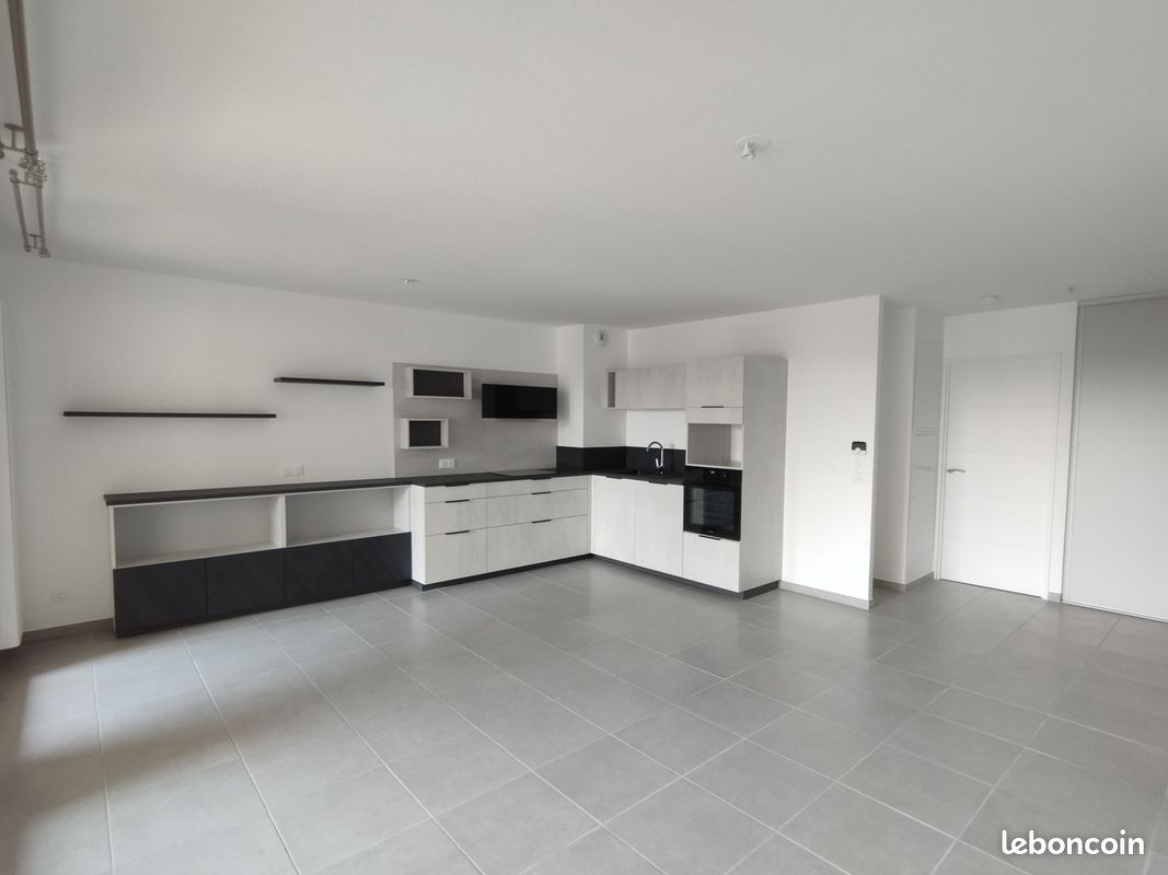 Appartement 3 pièces 71 m² · à Chamalières · 71 m² · 900 €/mois