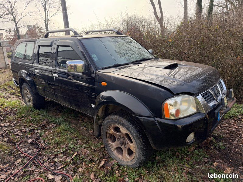 Toute pièces 4x4 Nissan D22 Navara Double cabine King cab 2.5 tdi 133cv 4wd Hardtop (image 1)