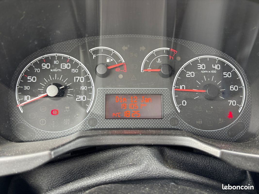 CITROEN NEMO 1.3 HDI ECO 80Ch - Garantie 12 mois (image 14)