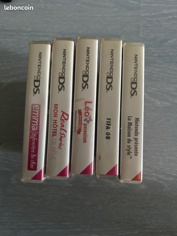 Lot de 5 Boîtes Nintendo Ds sans jeux (image 3)