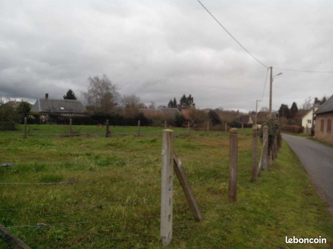 Terrain 1078 m² · à Nassandres sur Risle · 1 078 m² · 38 500 €