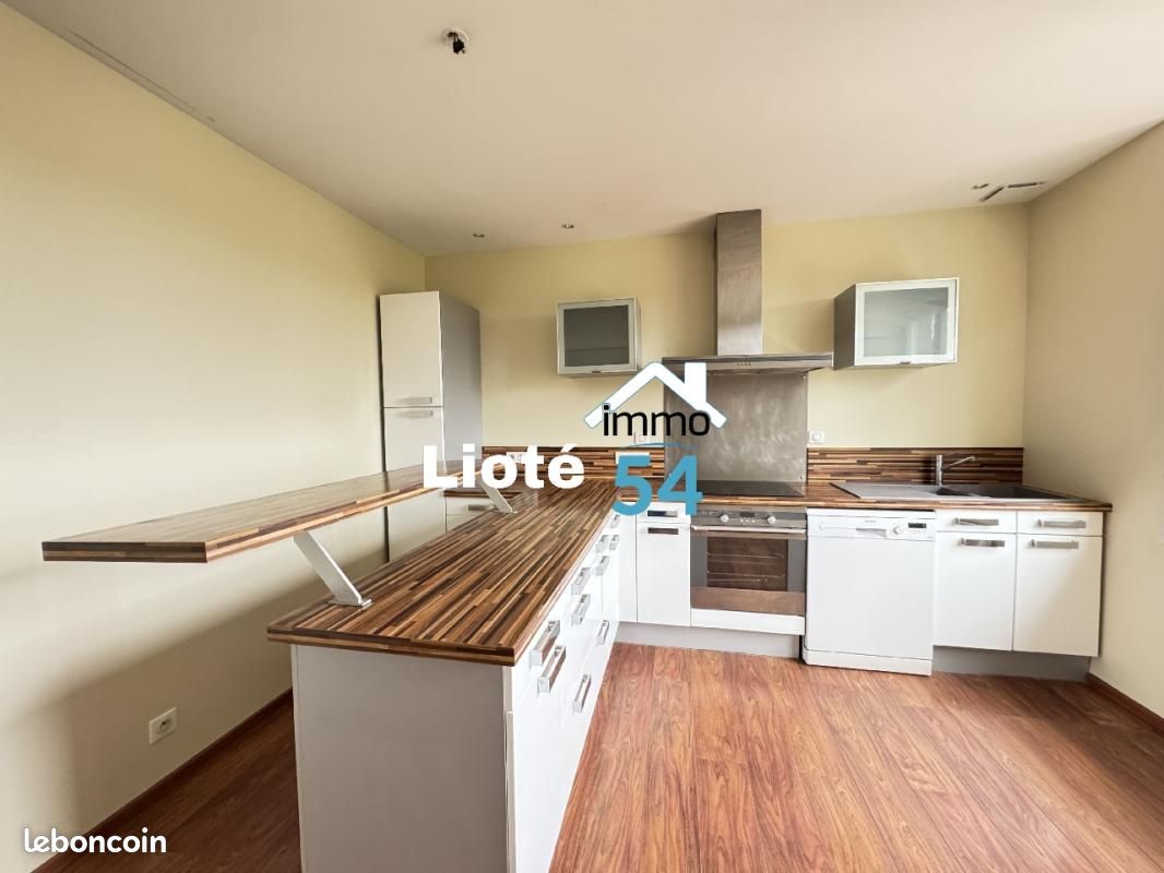 Appartement 4 pièces 92 m² · à Bayon · 92 m² · 139 000 €