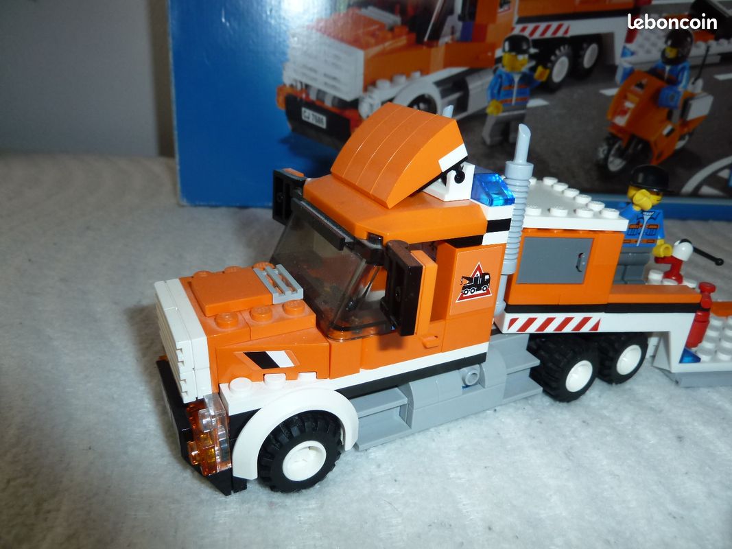 LEGO CITY Set 7686 TBE avec boite et mode d'emploe (image 4)