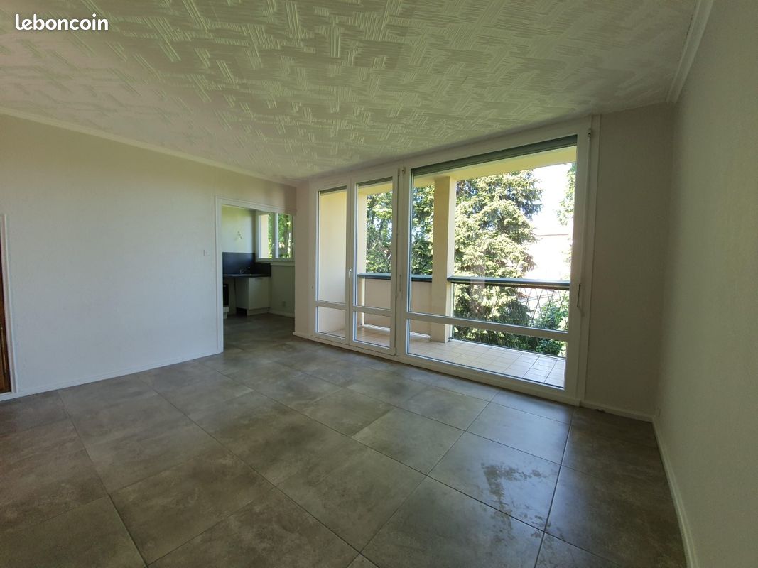 Appartement 4 pièces 64 m² · à Villefranche-sur-Saône · 64 m² · 800 €/mois