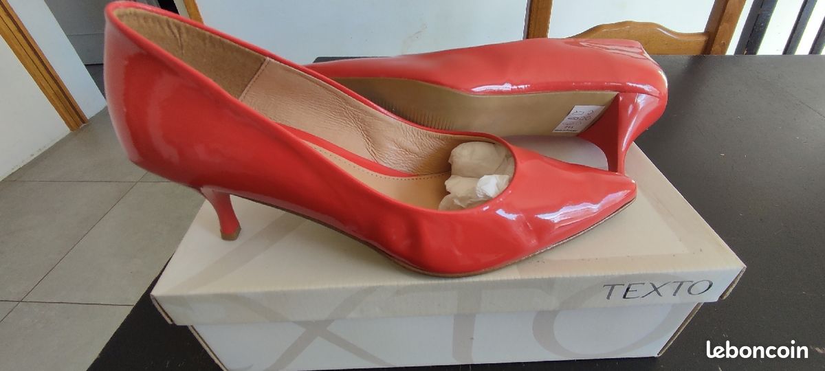 Talons rouge T39 (image 1)