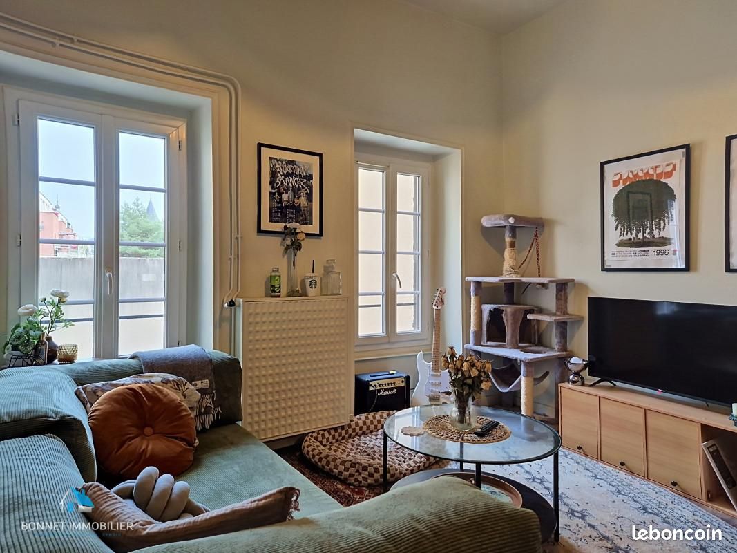 Appartement 2 pièces 49 m² · à Clermont-Ferrand · 49 m² · 505 €