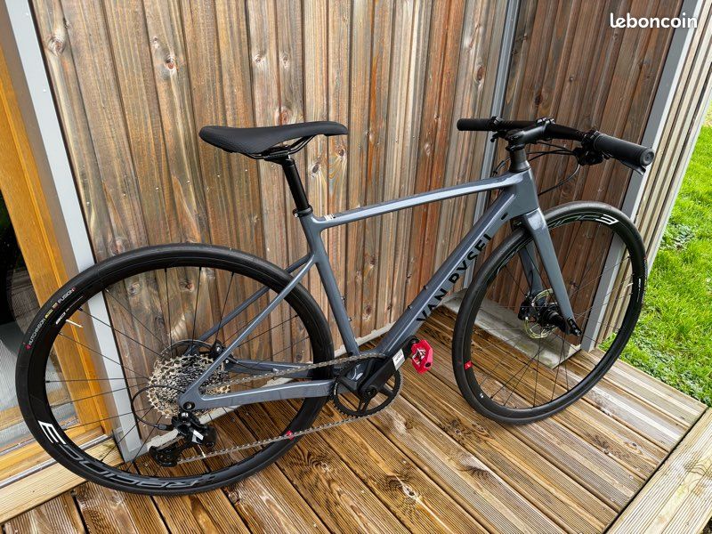 Ncr Cf Velo De Route Flat Bar Vélo De Route Van Rysel NCR CF