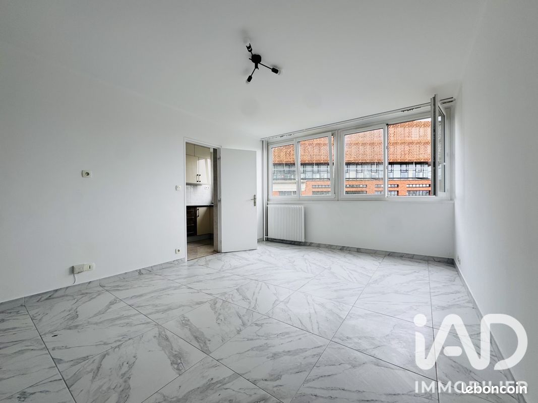 Appartement 5 pièces 87 m² · à Paris · 87 m² · 2 250 €/mois