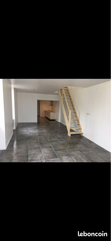 Maison 3 pièces 134 m² · à Les Aix-d'Angillon · 134 m² · 670 €