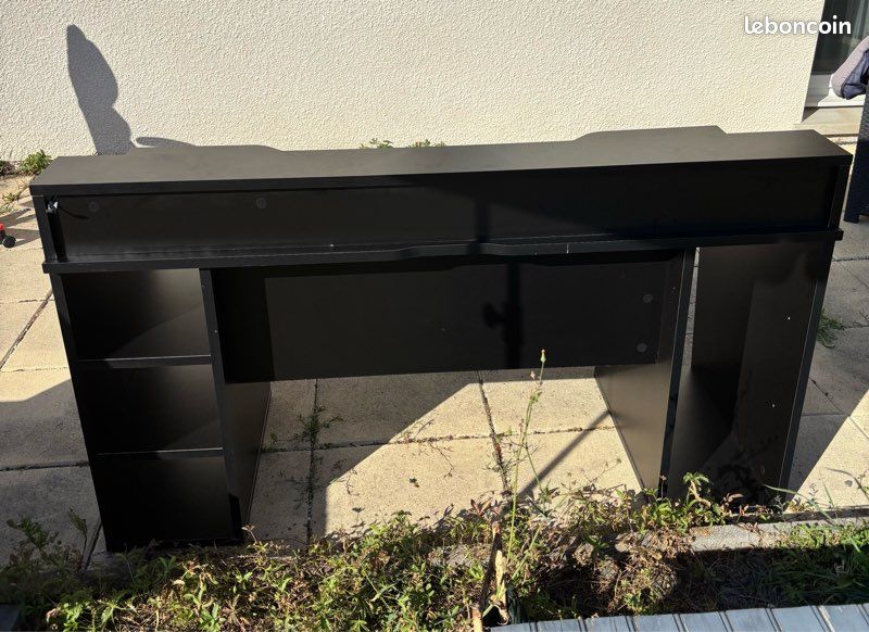 Bureau (image 4)