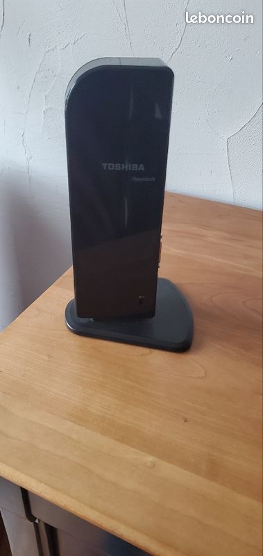 Toshiba dynadock (image 4)