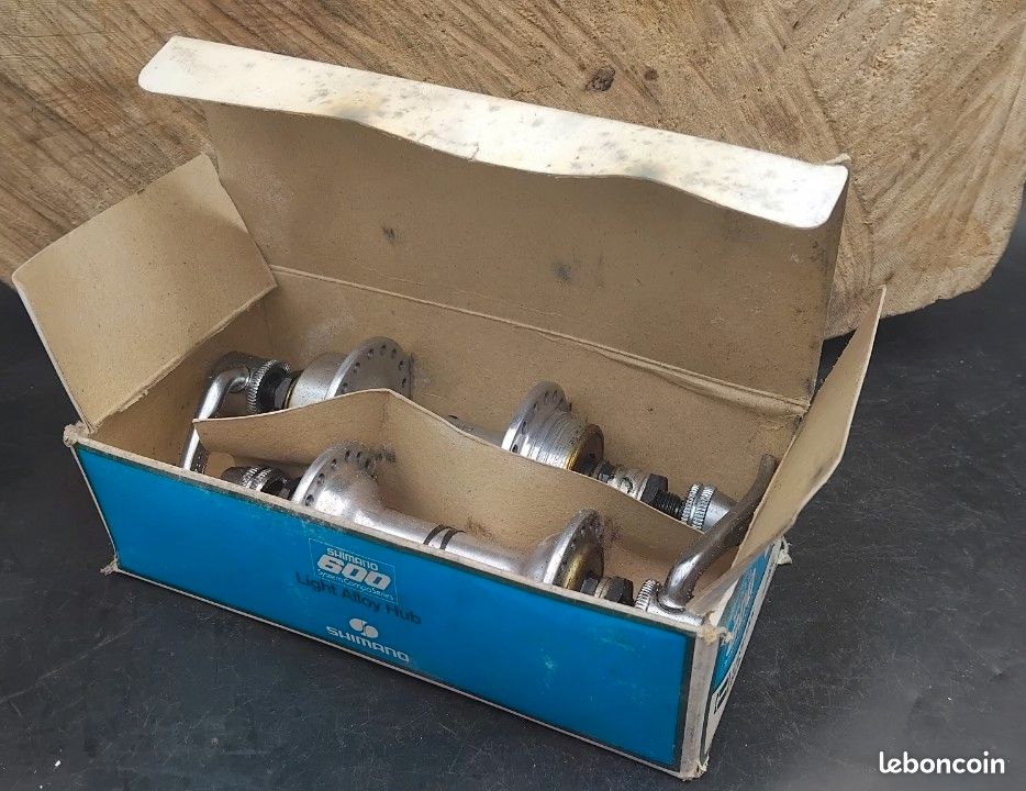 Jeu de moyeux Shimano 600 ax 36H NOS - The Ritzler