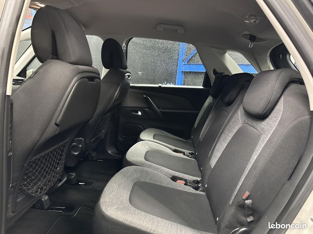 Citroen c4 picasso ii 1.2 thp 110 ch / camera de recul (image 13)