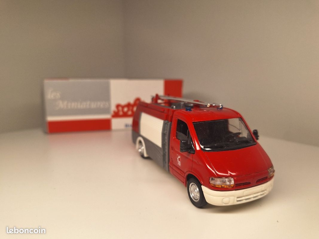 1/50 Solido Renault Master Sapeurs-Pompiers (image 1)