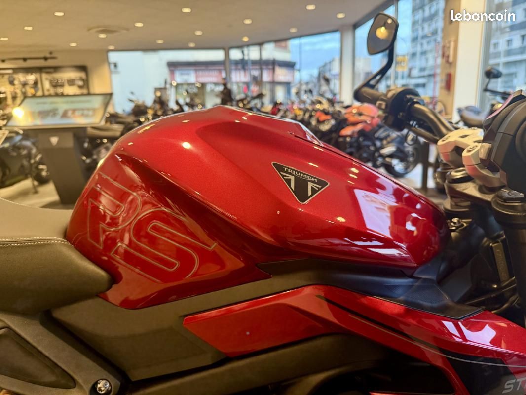 Triumph STREET TRIPLE 765 RS (image 20)