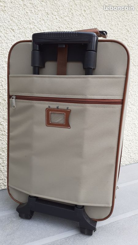 Valise + vanity (image 5)