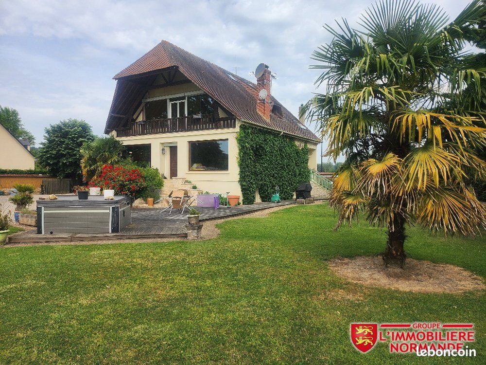 Maison 6 pièces 230 m² · à Acquigny · 230 m² · 449 000 €