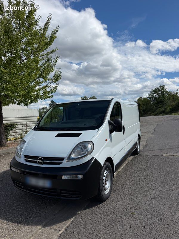 Renault Opel Vivaro 1.9 dci 100 cv Rallonge L2H1 clim (image 1)