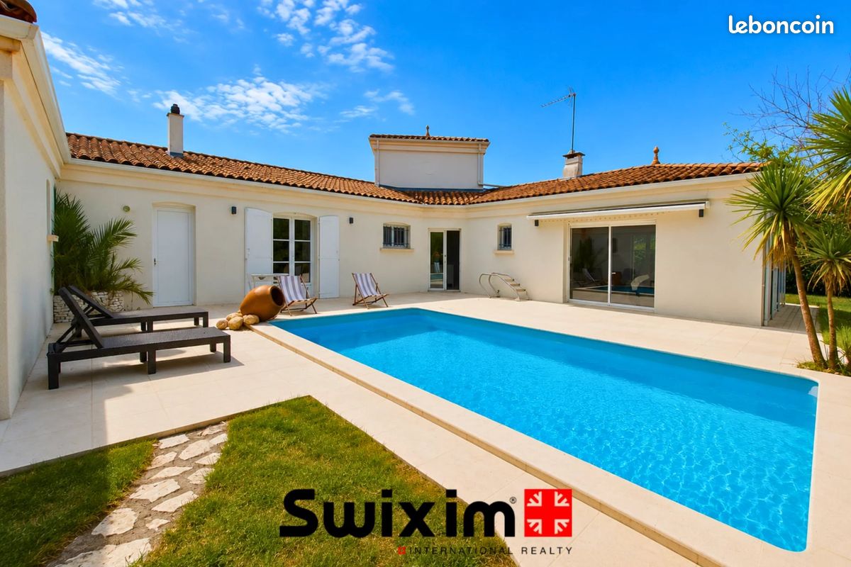 Maison 10 pièces 252 m² · à Saint-Médard-en-Jalles · 252 m² · 679 000 €