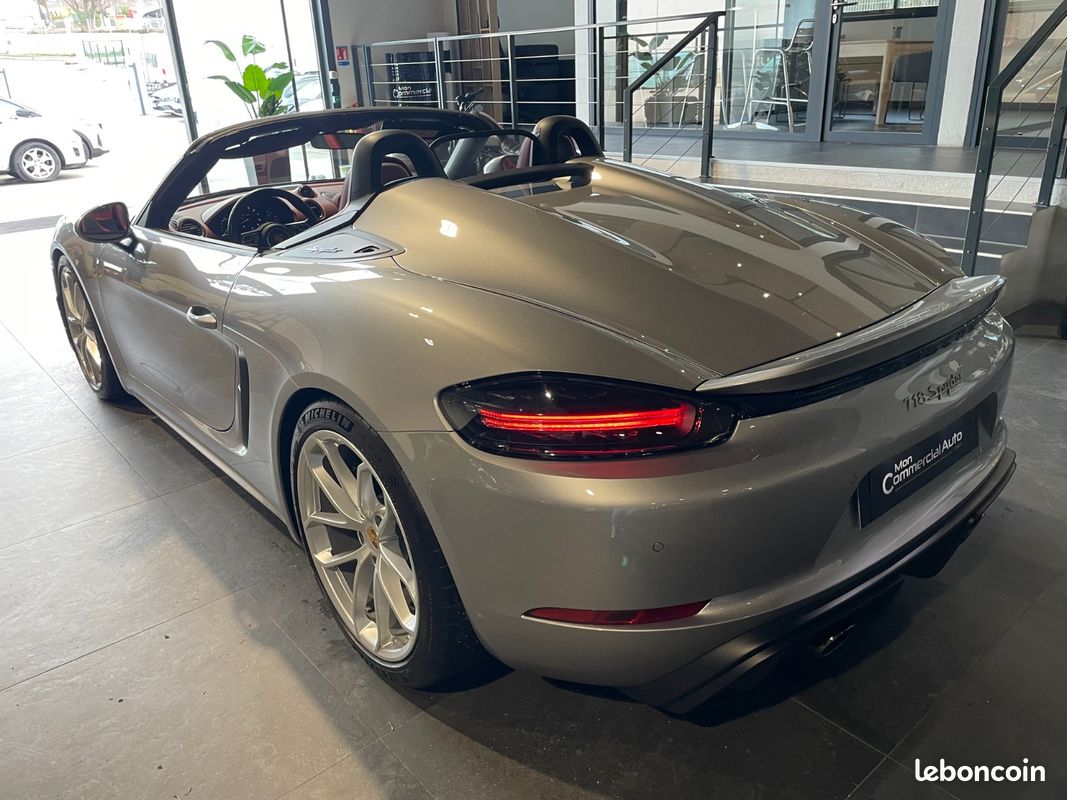 PORSCHE 718 SPYDER 4.0i 420 ch - PORSCHE APPROVED 12/2026 - BOSE - CARPLAY - INTERIEUR SPYDER CLASSIC HERITAGE - CAMERA (image 27)