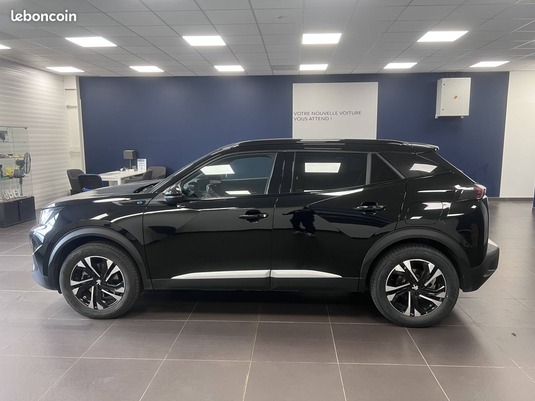 PEUGEOT 2008 Electrique 136 ch GT (image 10)