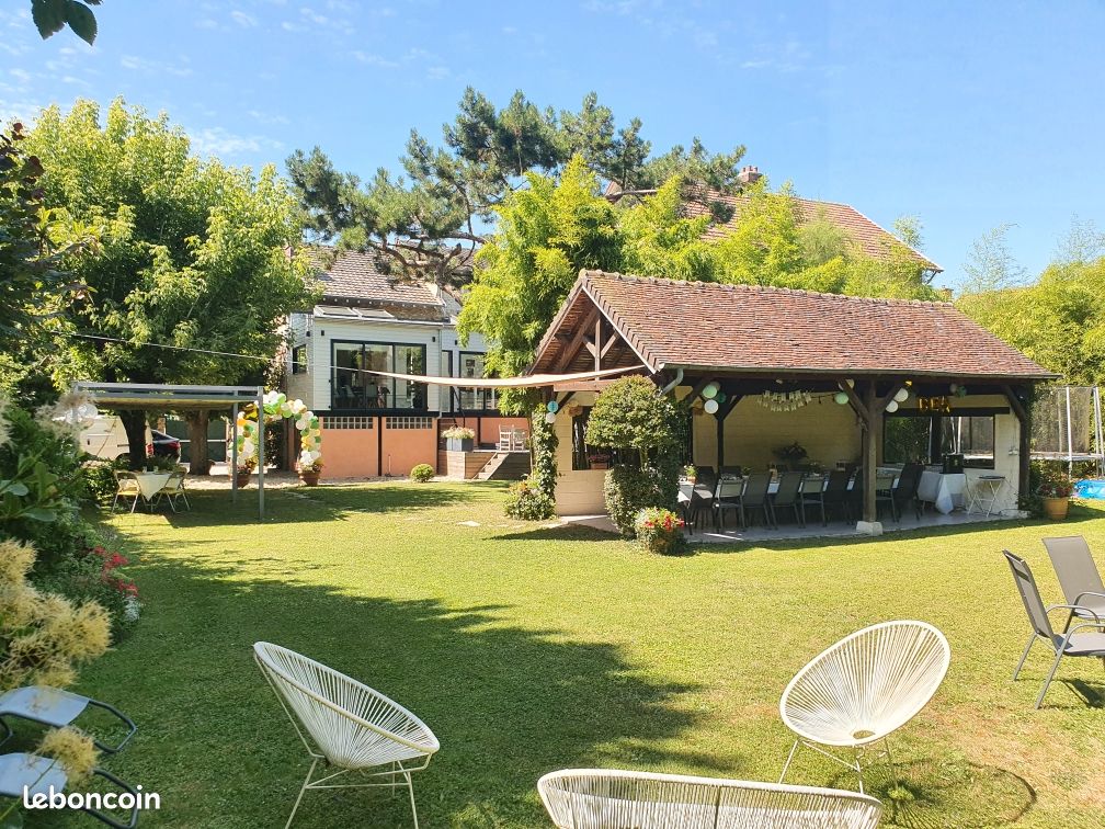 Maison 7 pièces 200 m² · à Coulommiers · 200 m² · 415 000 €