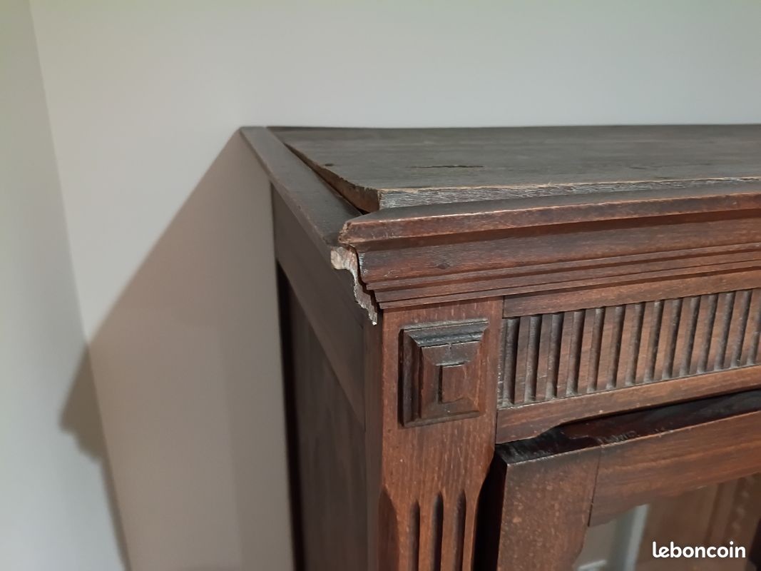 Petite armoire parisienne vitrée (image 2)