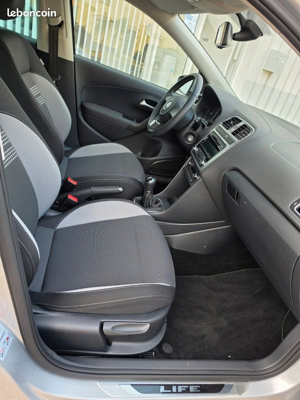Volkswagen Polo 1.2 Tsi 90 Life 35000 km 11/2013 1ère Main (image 6)