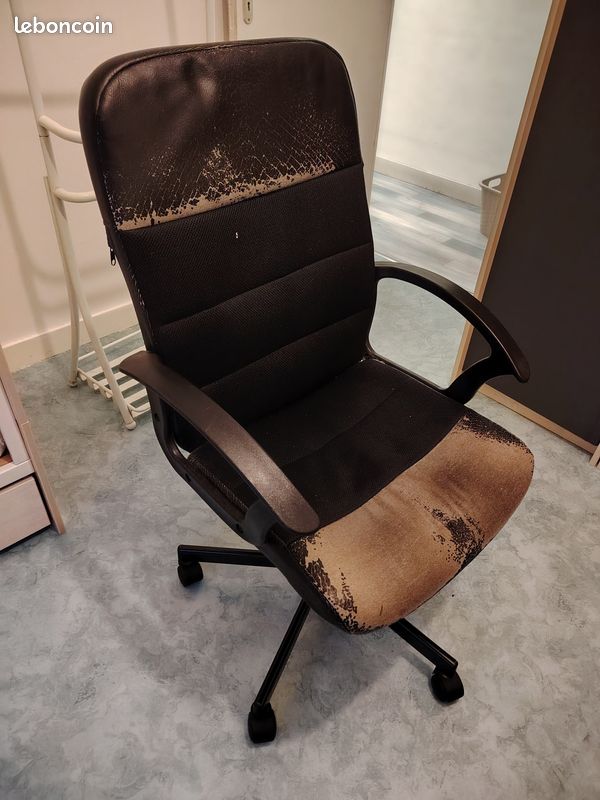 Chaise de Bureau à roulettes (image 1)