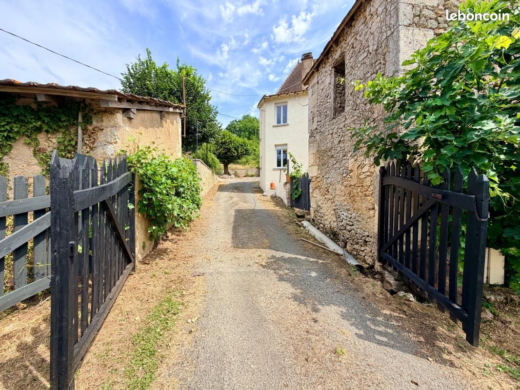 Maison 4 pièces 115 m² · à Montagnac-la-Crempse · 115 m² · 850 €